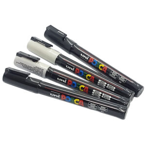 4 Marcadores Posca Uni-ball PC-3M - 2 Brancos 2 Pretos